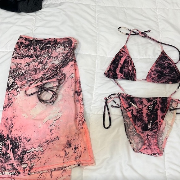 Cavalli Swim - Picture 1 of 1